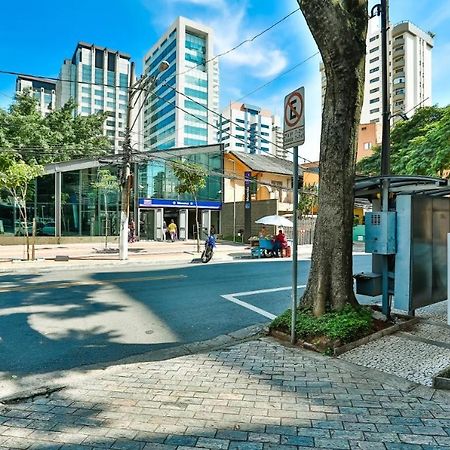 Flat Em Frente Ao Metro Moema Sao Paulo Dış mekan fotoğraf